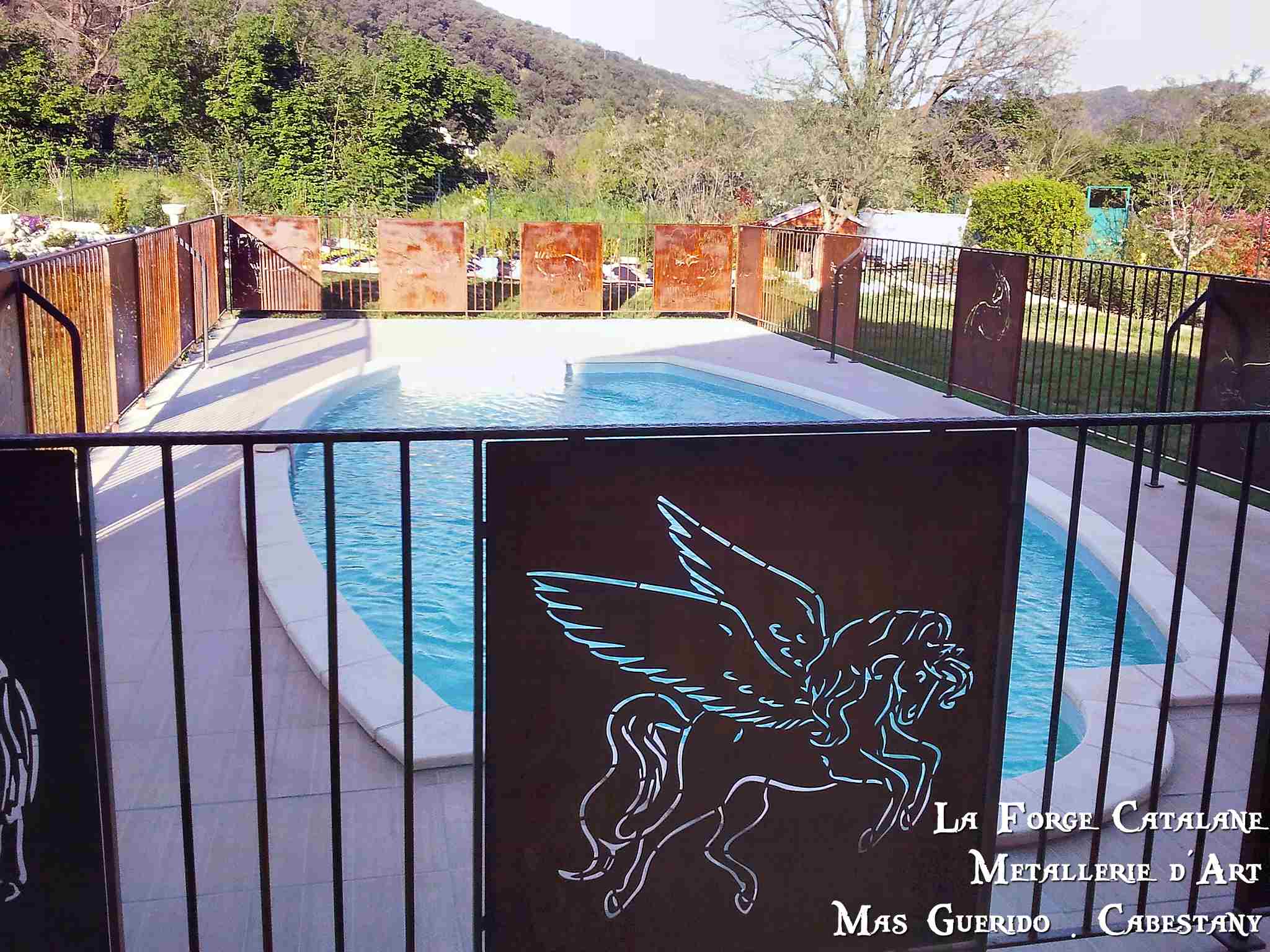 Cloture fer decoupe laser chevaux forge catalane 2.jpg